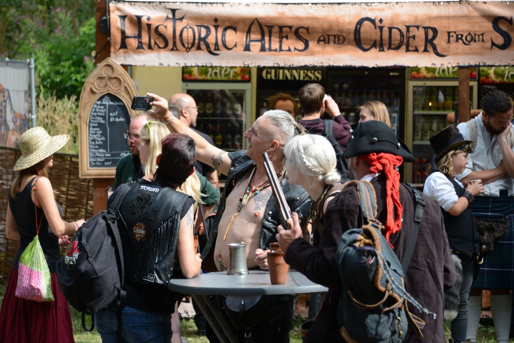 ../Images/Vrijdag Castlefest 2015 065.jpg